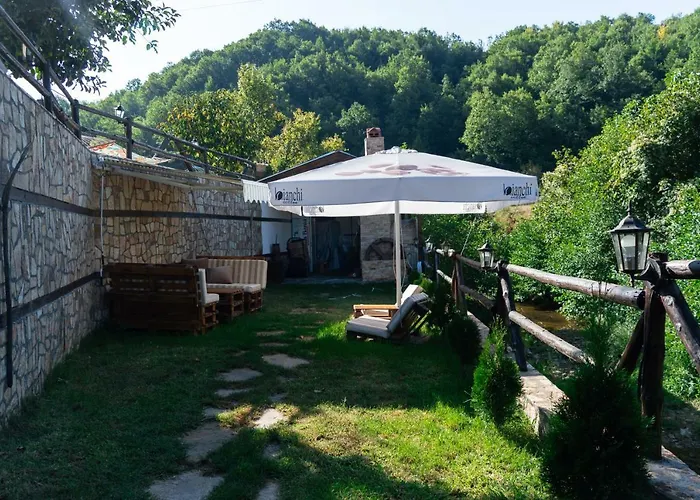 гюмюрджински снежник 게스트하우스 키르코보